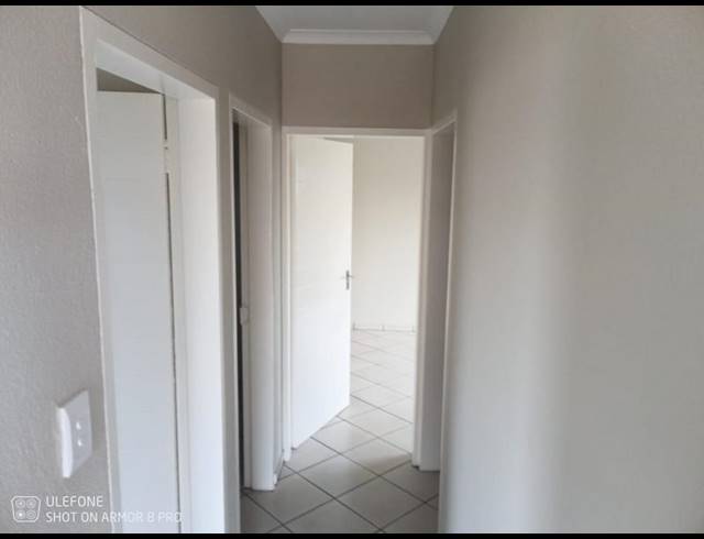 2 BEDROOM HOUSE FOR SALE IN WINDMILL PARK EXT
